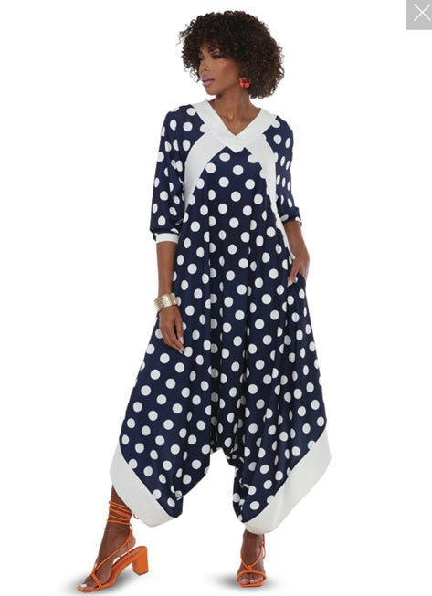 Translation missing: en.LOVE THE QUEEN 17608 NAVY WHITE JUMPSUIT